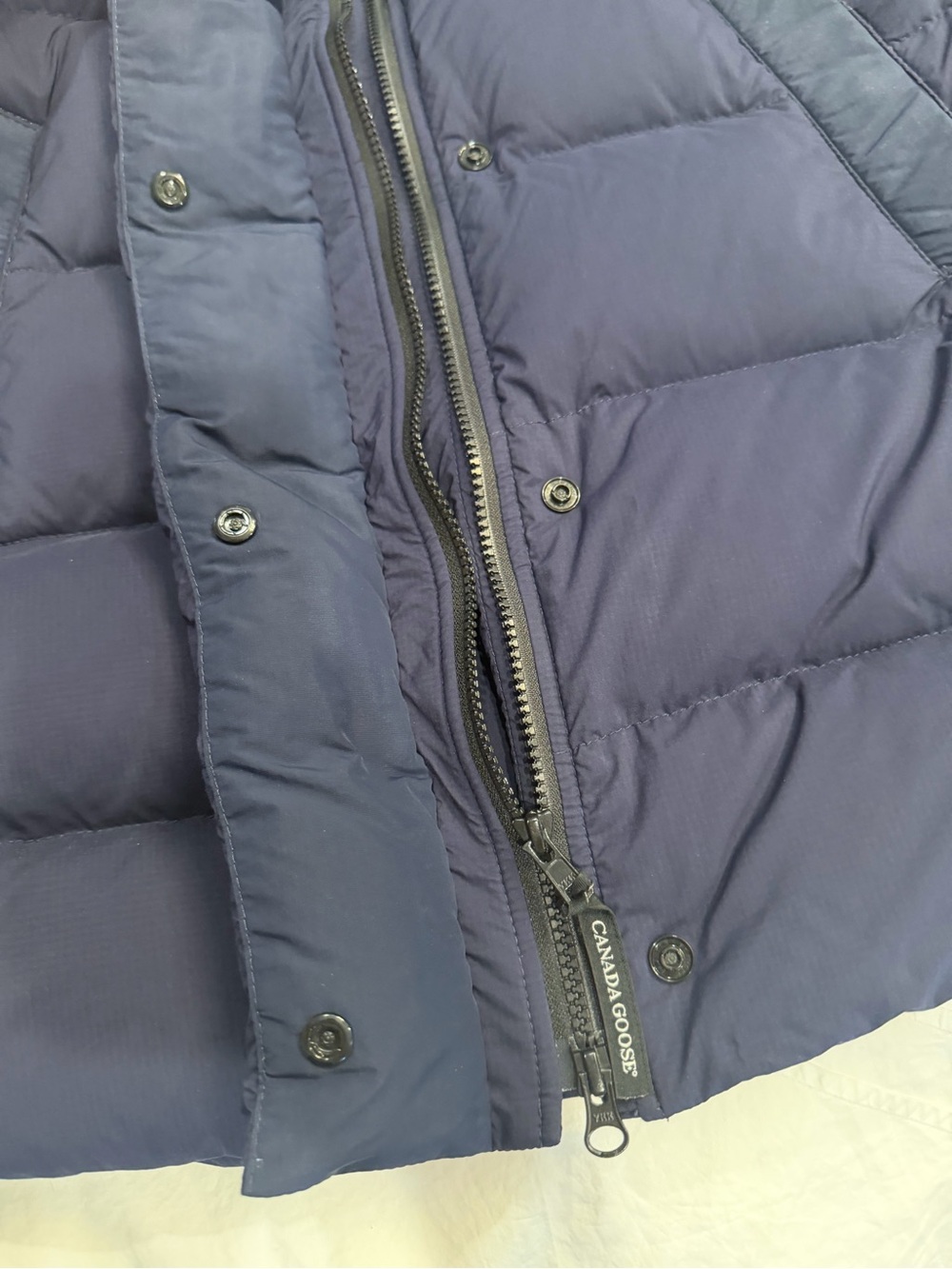 Canada Goose Jacket - Picture 10 of 16